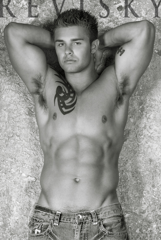 Picture About Male Model Jesse Joe 23 years old from Bradenton, Florida, US 