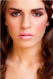 Ciara K make-up