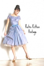 Retro Kitten Vintage