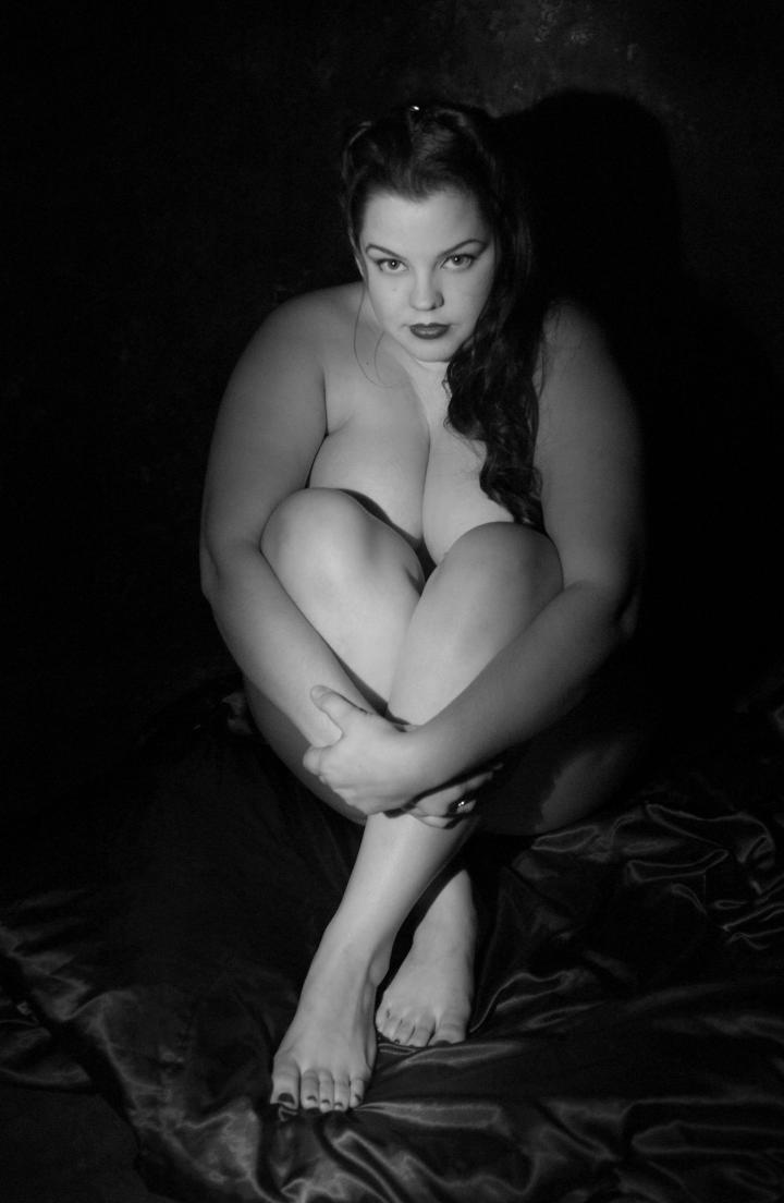 Female model photo shoot of Scarlette VaVoom in Fullerton, California