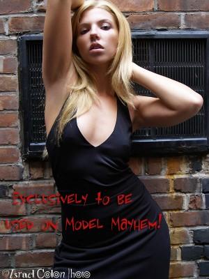 Female model photo shoot of Elle Renee in NY