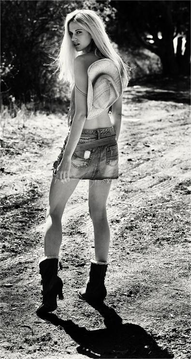 Female model photo shoot of Cygnet by Rob Polgar in Los Angeles