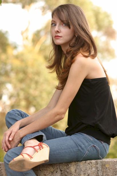 Female model photo shoot of Jessica de Zara