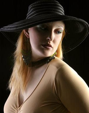 Female model photo shoot of Kemara by MSlygh in New Tropoli, PA