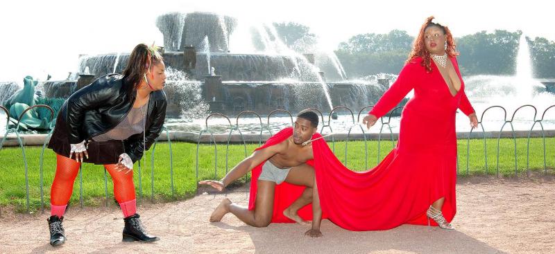 Female model photo shoot of REID in Downtown Chicago Buckingham Fountain