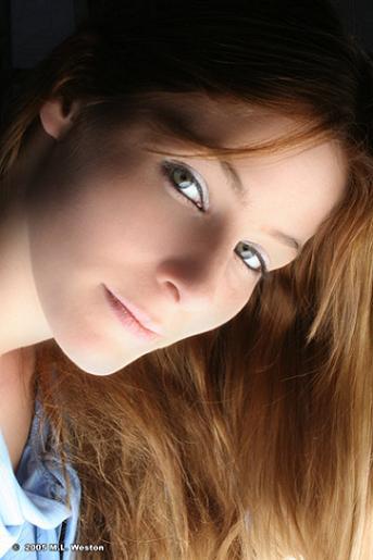 Female model photo shoot of Mariah2006 in wheaton mo