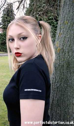 Female model photo shoot of Magnoliamodel