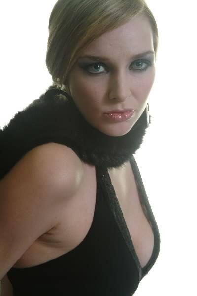 Female model photo shoot of Ashleigh Catherine