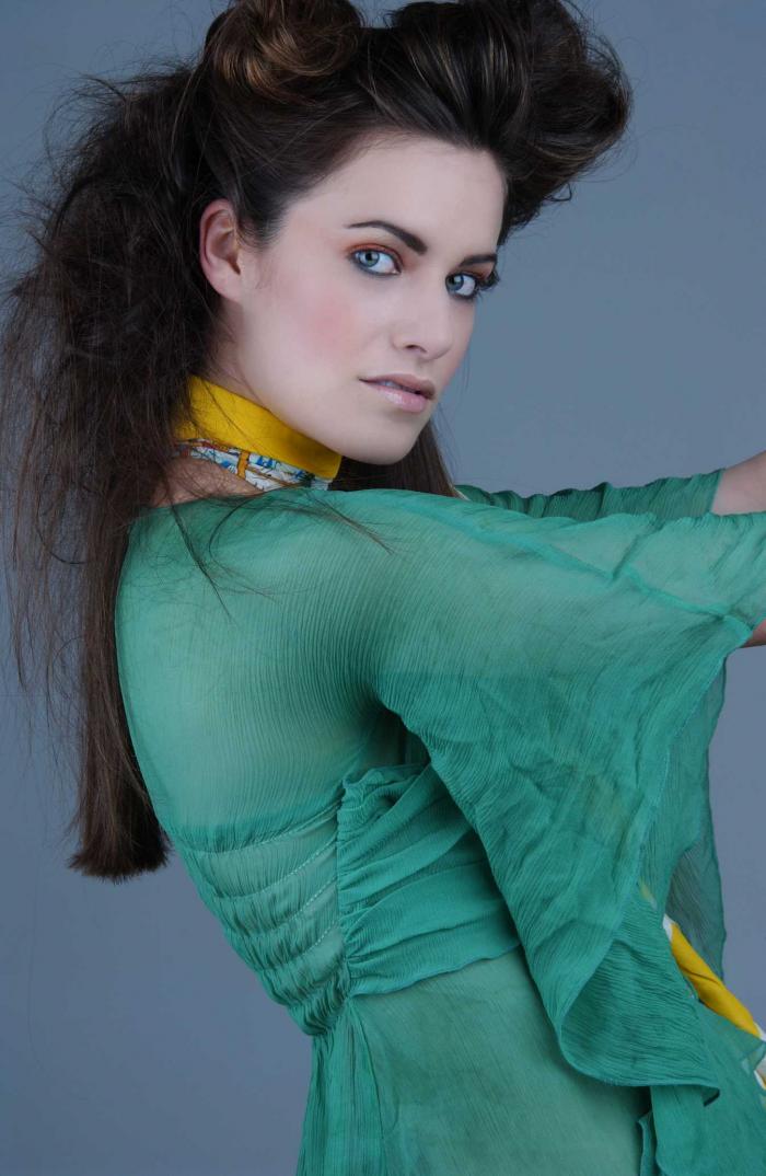 Female model photo shoot of Ronnie Hansen