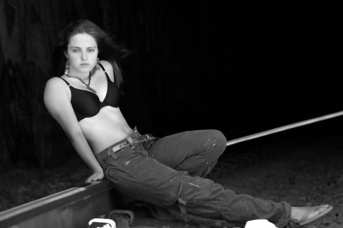 Female model photo shoot of Cutiful in Niles Canyon