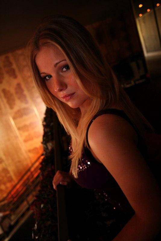 Female model photo shoot of Dutch Juliette in down town LA, California at a hotel