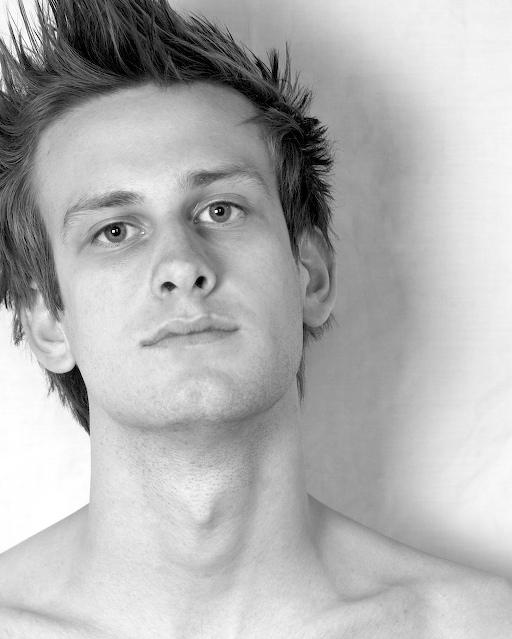 Male model photo shoot of Alexander Knapp