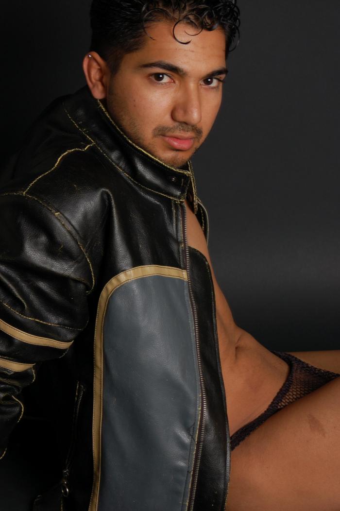 Male model photo shoot of Martin Alejandro by Fashion Enterprises 2 in Maryland