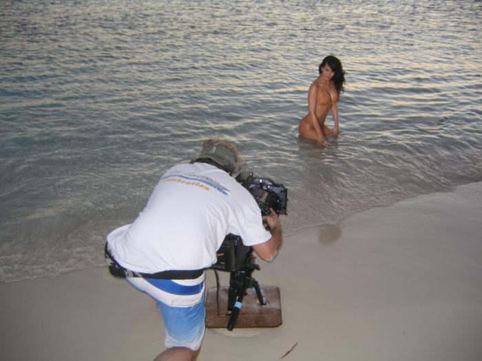 Female model photo shoot of shishonia in BAHAMAS