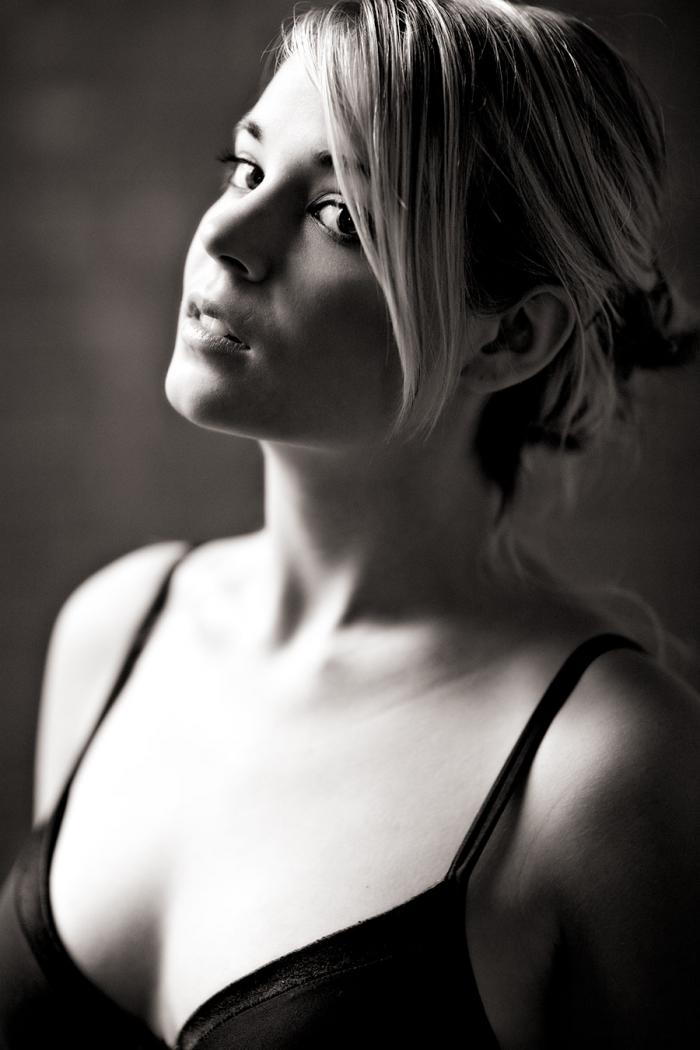 Female model photo shoot of Clair Loran
