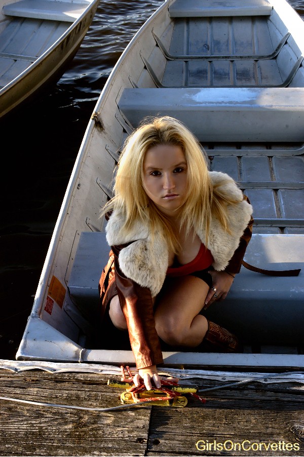 Female model photo shoot of LarisaZ in Lake Crabtree
