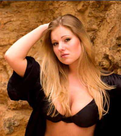 Female model photo shoot of Dutch Juliette by Kathy Grogan in Rancho Palos Verdes, by the beach in California
