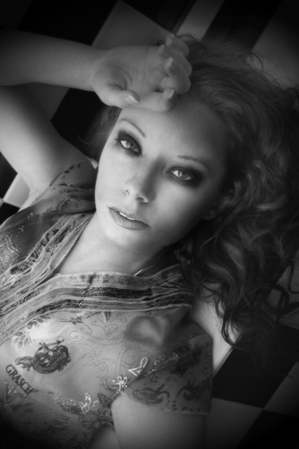 Female model photo shoot of Miss LauraAnna by Antonella Castaldo in San Diego - California