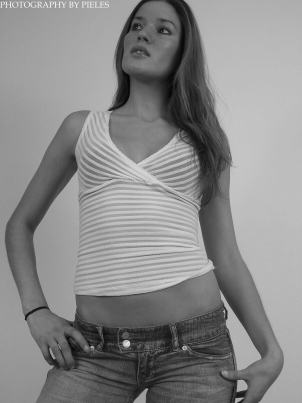 Female model photo shoot of Sharon Joy