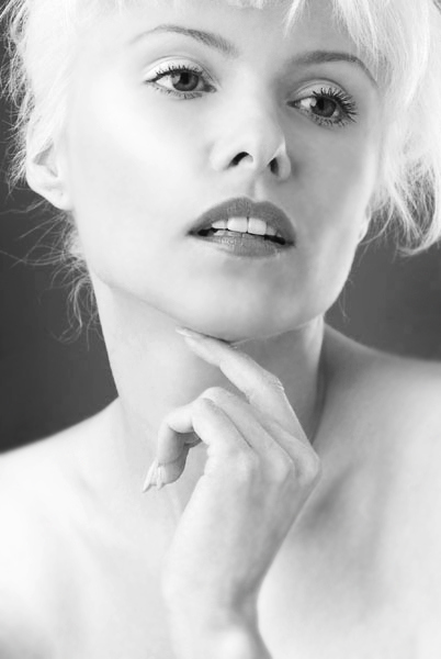 Female model photo shoot of Alla Bogdanova by Jim Young Photography