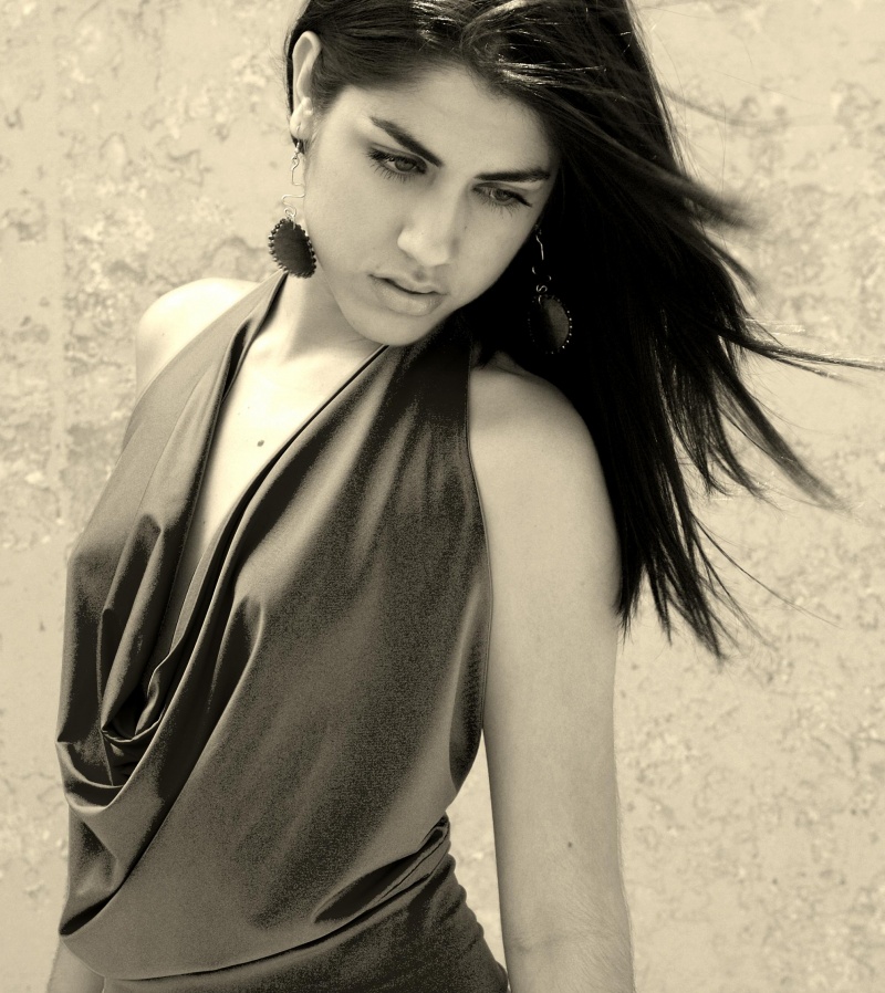 Female model photo shoot of Glorimar by Ivonne Carlo Studio