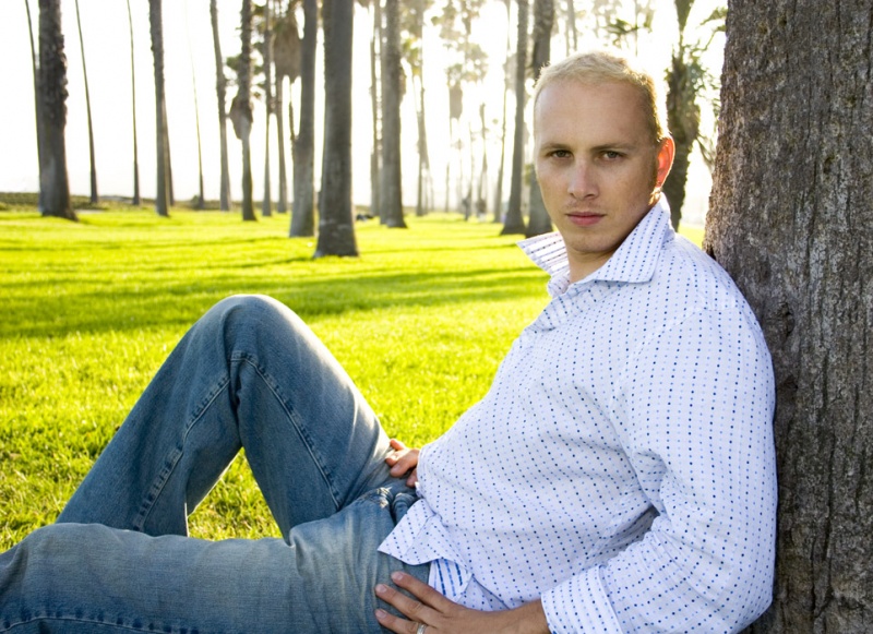 Male model photo shoot of Ben Hutchings
