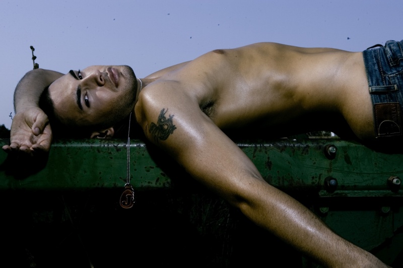 Male model photo shoot of Jonathan Isaiah in Balboa, California 