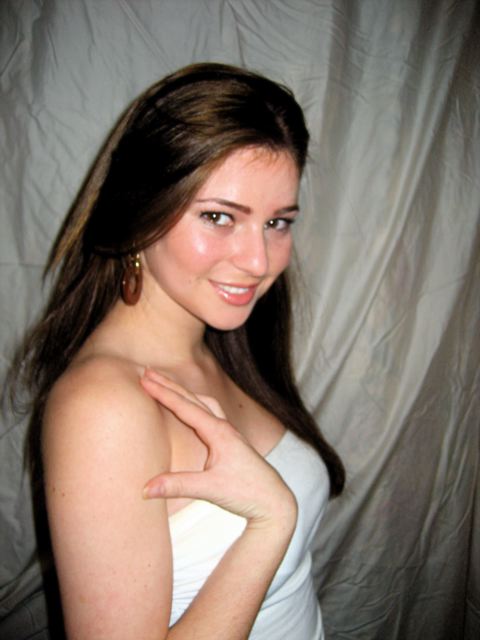 Female model photo shoot of Elizabeth R B