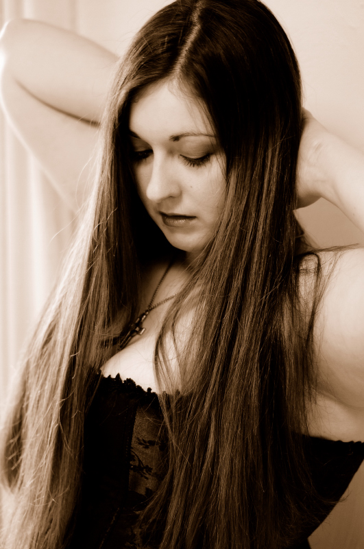 Female model photo shoot of Wicked Vixen in Studio in Eugene, Oregon