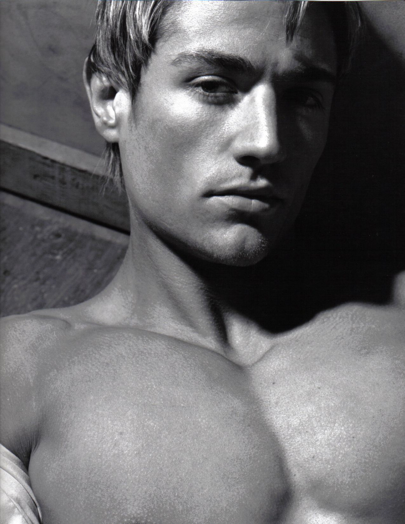 Male model photo shoot of Matthew Assante