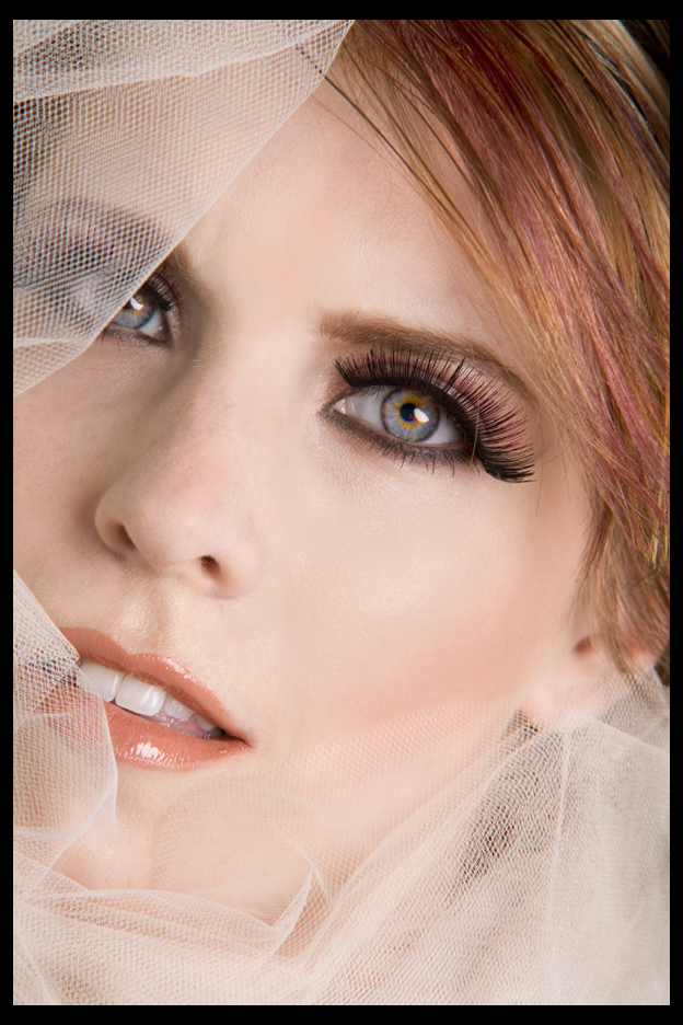 Female model photo shoot of Beaute en couleurs and Rachel Jay by Tetzloff Photography 