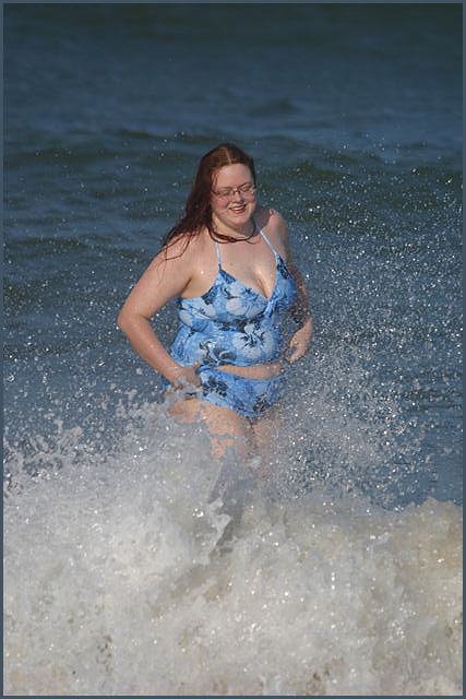 Female model photo shoot of Med_Kitty by Imagesbyallen46 in 87th Street Beach. Virginia Beach, VA