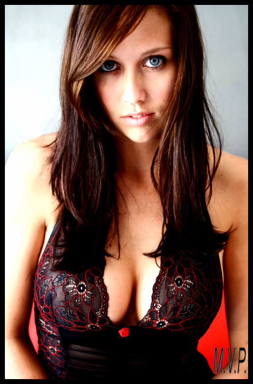 Female model photo shoot of Katherine Martin by MyVeiwPhotography