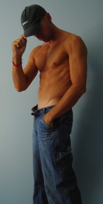 Male model photo shoot of Trainer