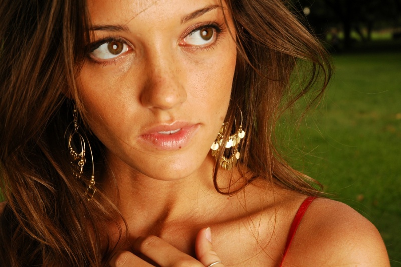 Female model photo shoot of Kristina Marie Sells in Diamond Head, Oahu