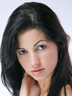 Female model photo shoot of Mariela Vecchio