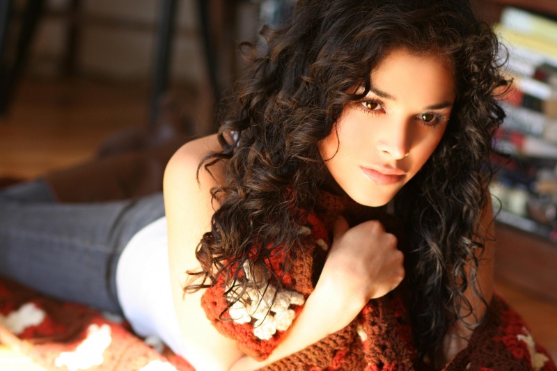Female model photo shoot of Claudia Pineda