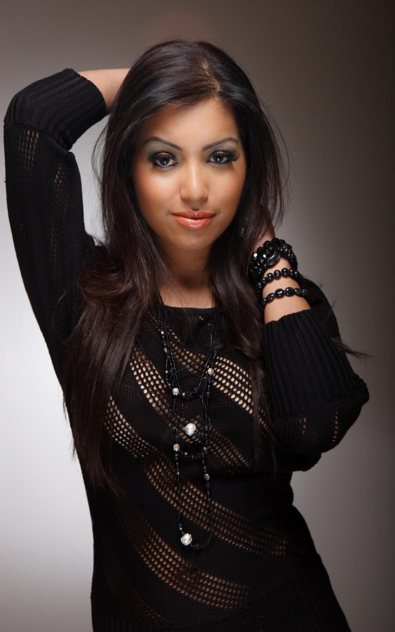 Female model photo shoot of Vanita in Toronto