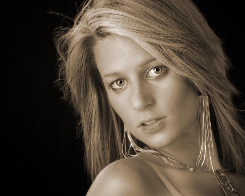 Female model photo shoot of jaci collins