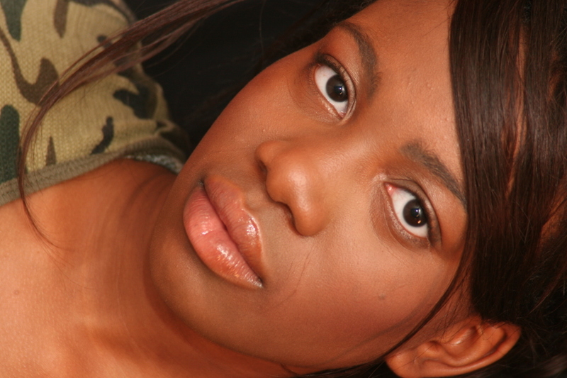 Female model photo shoot of Tola Aiyeola