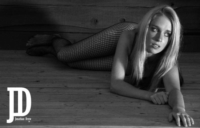 Female model photo shoot of Ladie Lexa by Jonathan Drew