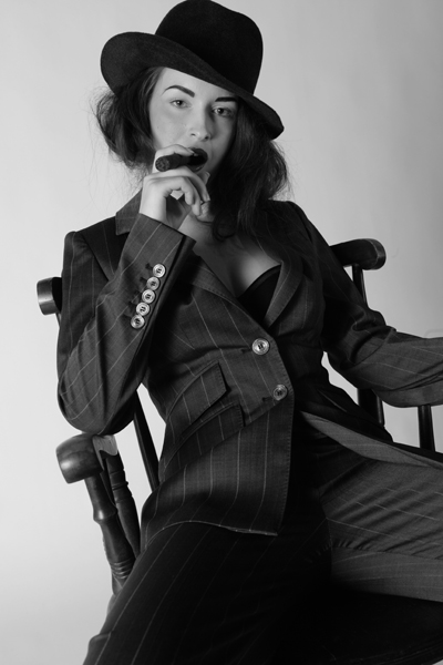 Female model photo shoot of Elen Tam in Adrian Pini Studios