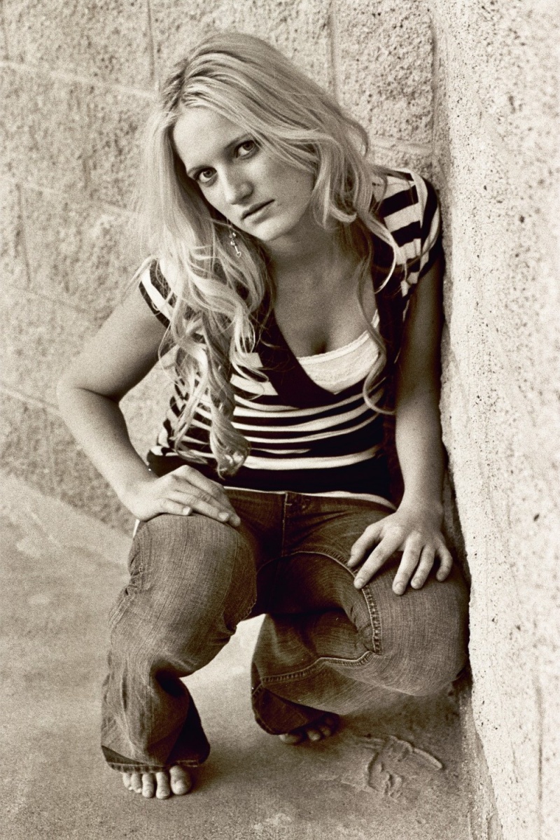 Female model photo shoot of Rebekah Anne by Jr Mills Photography