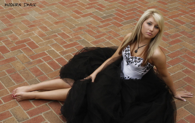 Female model photo shoot of Courtney A Allen