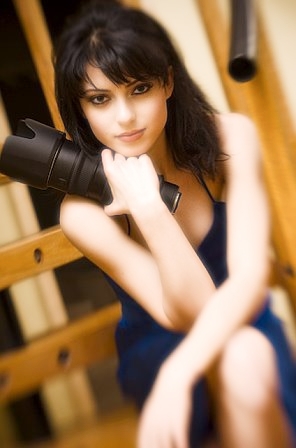 Female model photo shoot of Lina Roudevaaaaaa