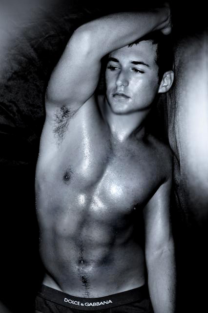 Male model photo shoot of Omer Berger