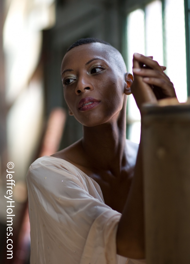 Female model photo shoot of niya ebony