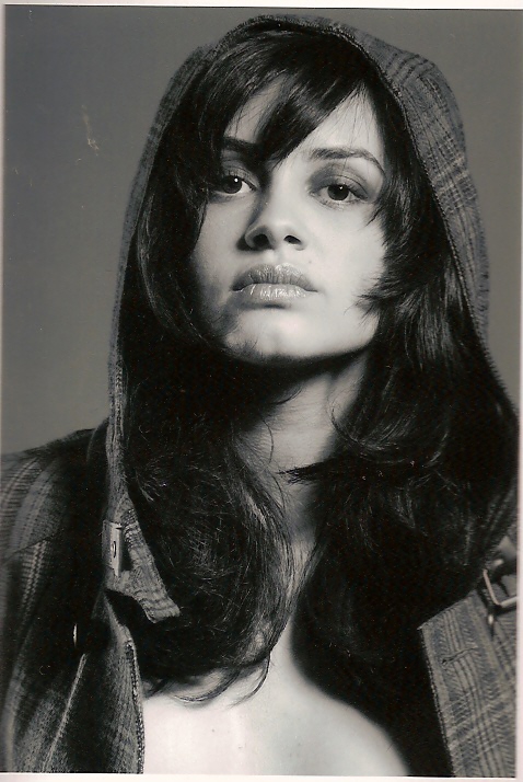 Female model photo shoot of Leticia Plum