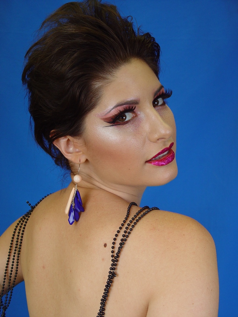 Female model photo shoot of Sandhra Rosen