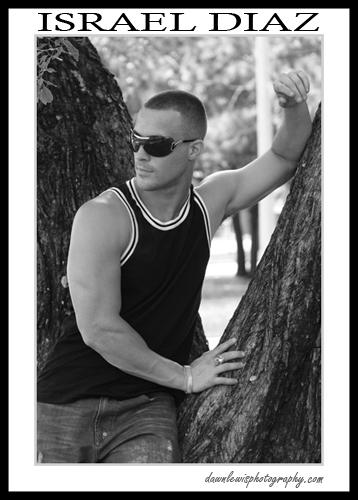 Male model photo shoot of Israel Diaz